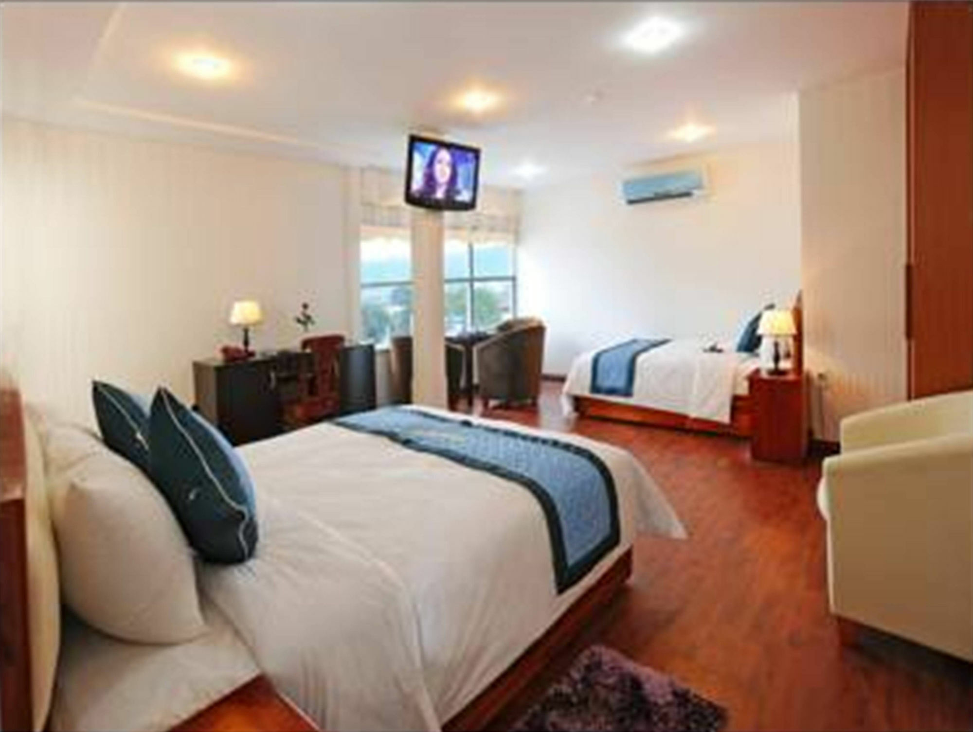 Song Thu Hotel Дананг Екстериор снимка